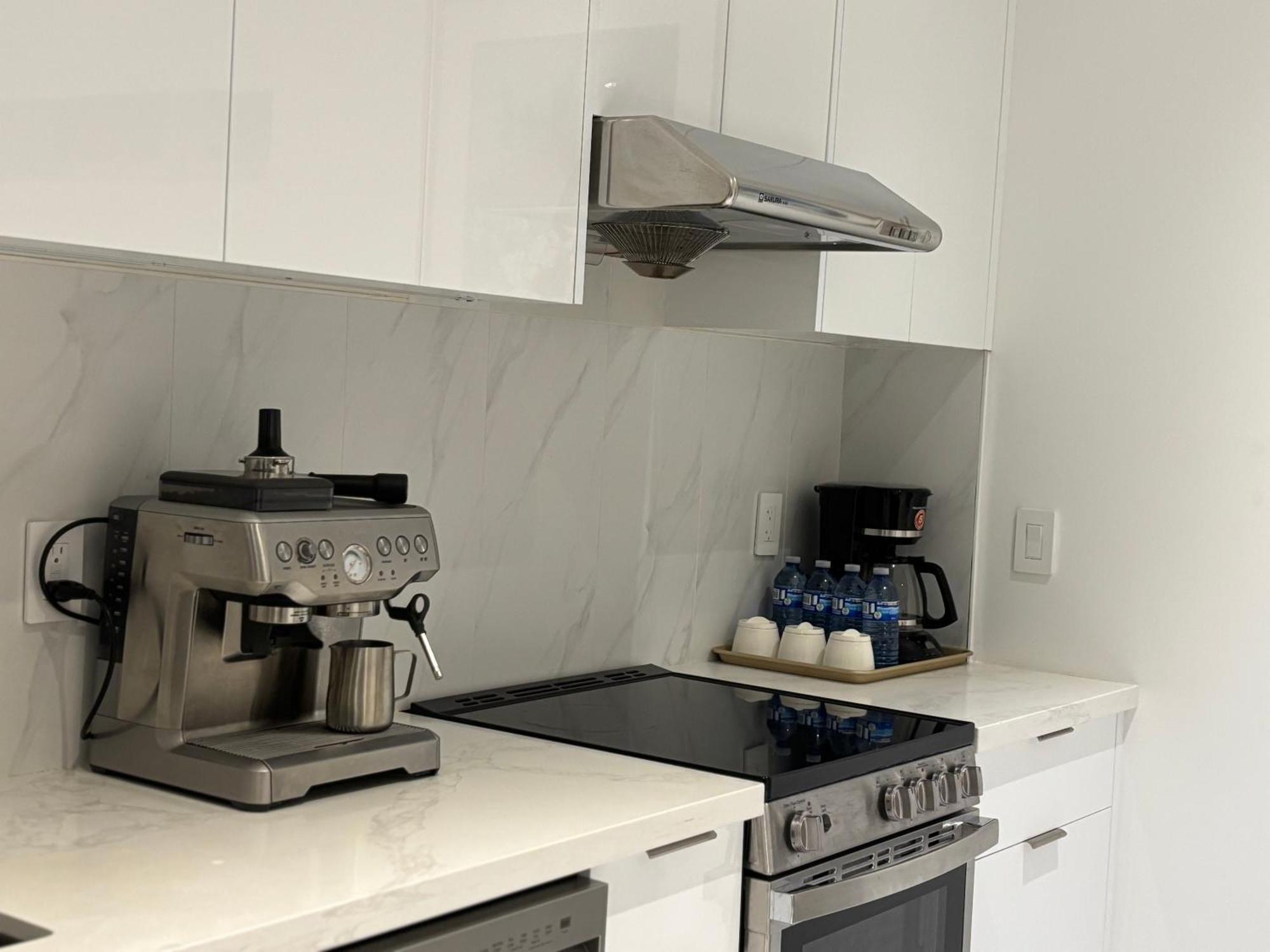 Cozy Family Suite In Vancouver Near Ubc מראה חיצוני תמונה